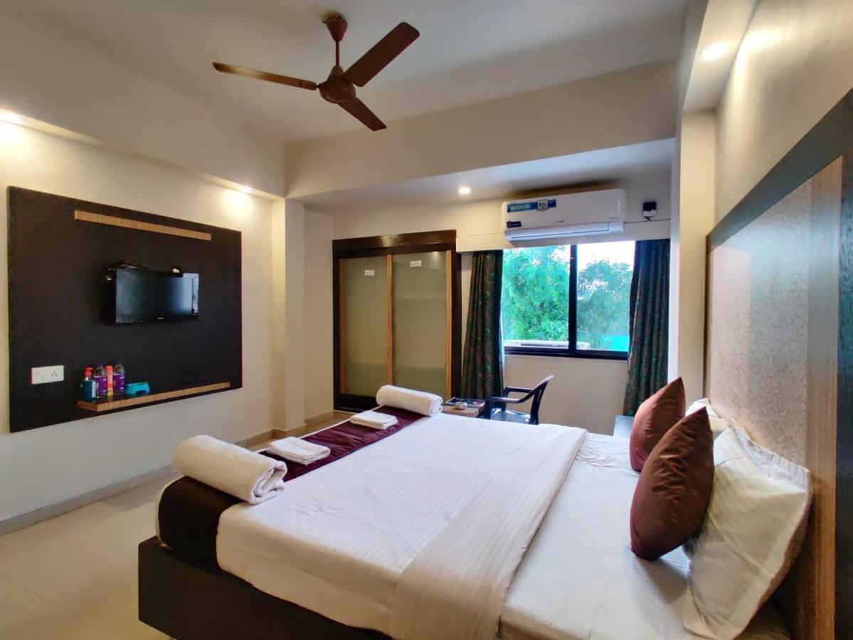 Hotel Ashwin Igatpuri Luaran gambar